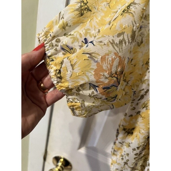Joie Crop Top Womens L Floral smocked Off Shoulder peasant spring prairie New - Picture 4 of 6